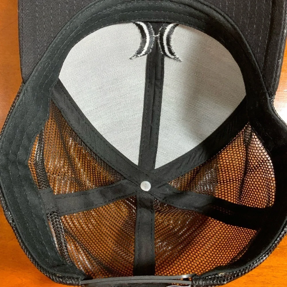 Hurley Black Trucker Hat Mesh Snapback Cap Tonal Logo Surf Skate